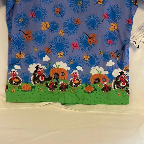 UA Scrubs Size M - Picture 3 of 4